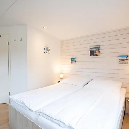 Semesterbostad Ostseecamp Luebecker Bucht Strandhafer Mit Kostenfreier Saunanutzung *